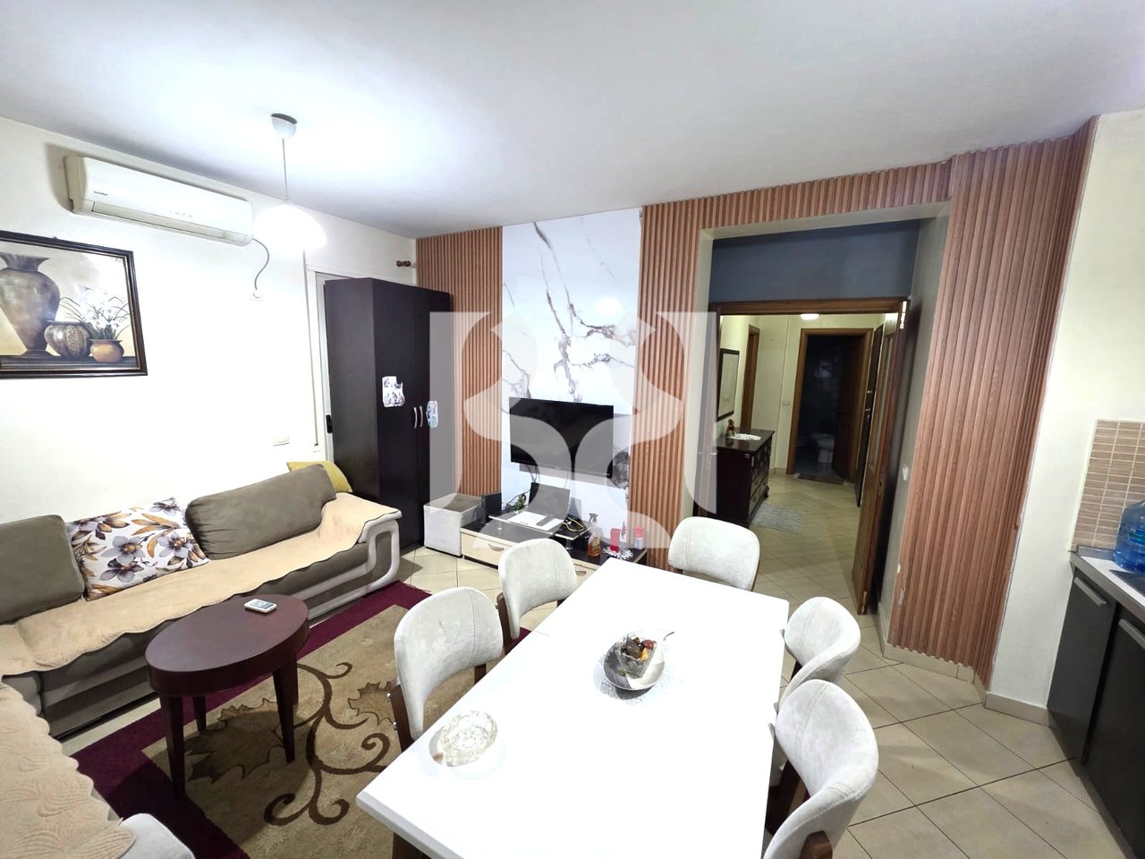 APARTAMENT 2+1 ME QIRA NE ASTIR 47.000LEK*