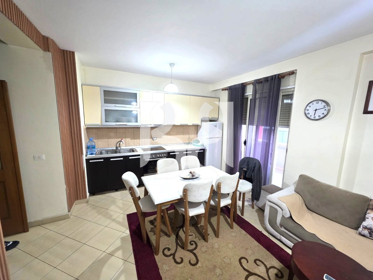 APARTAMENT 2+1 ME QIRA NE ASTIR 47.000LEK*