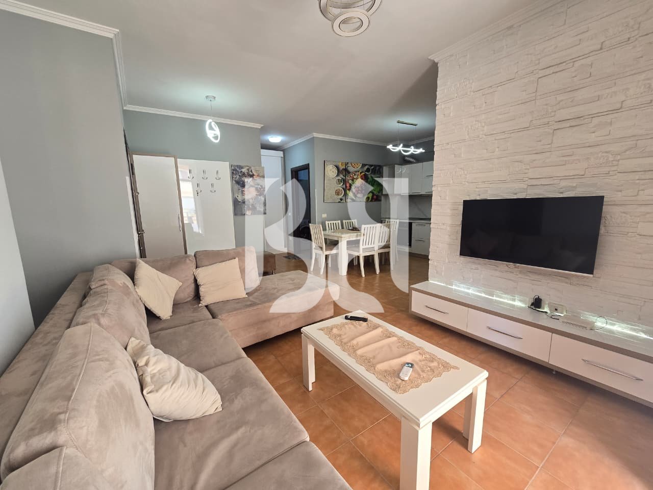 APARTAMENT 1+1+BALLKON ME QIRA NE ASTIR*