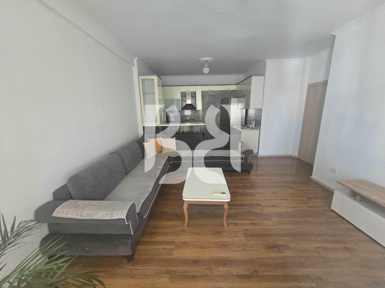 APARTAMENT 2+1+2+BALLKON ME QIRA NE ASTIR*
