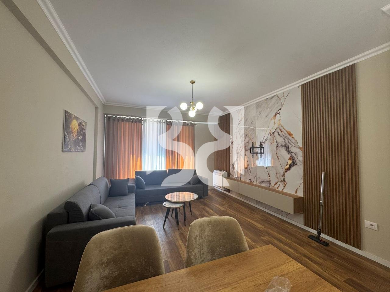 APARTAMENT 1+1 NE ASTIR 50,000 LEKE