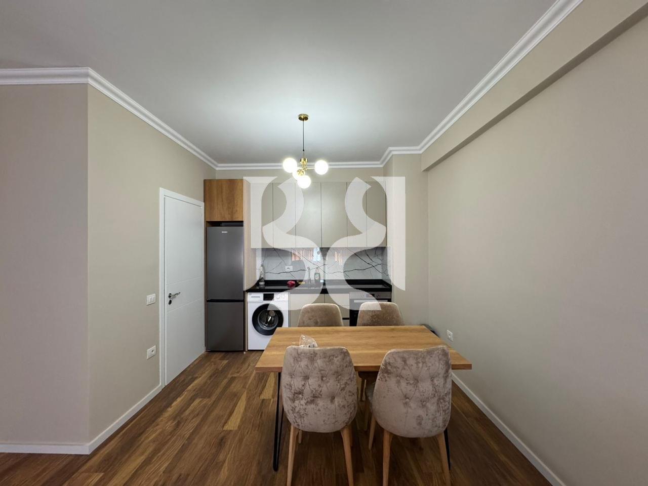 APARTAMENT 1+1 NE ASTIR 50,000 LEKE