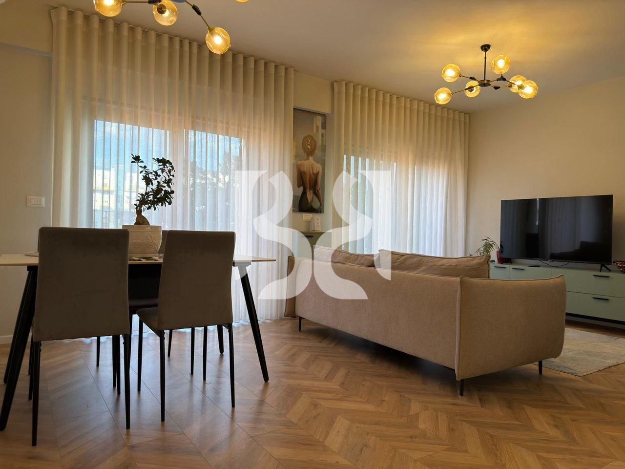 SHITET APARTAMENT 1+1 TEK RRUGA KAVAJËS | 21,600,000 LEKE