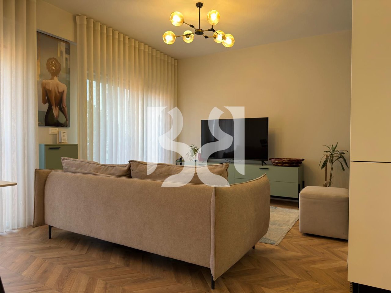 SHITET APARTAMENT 1+1 TEK RRUGA KAVAJËS | 21,600,000 LEKE