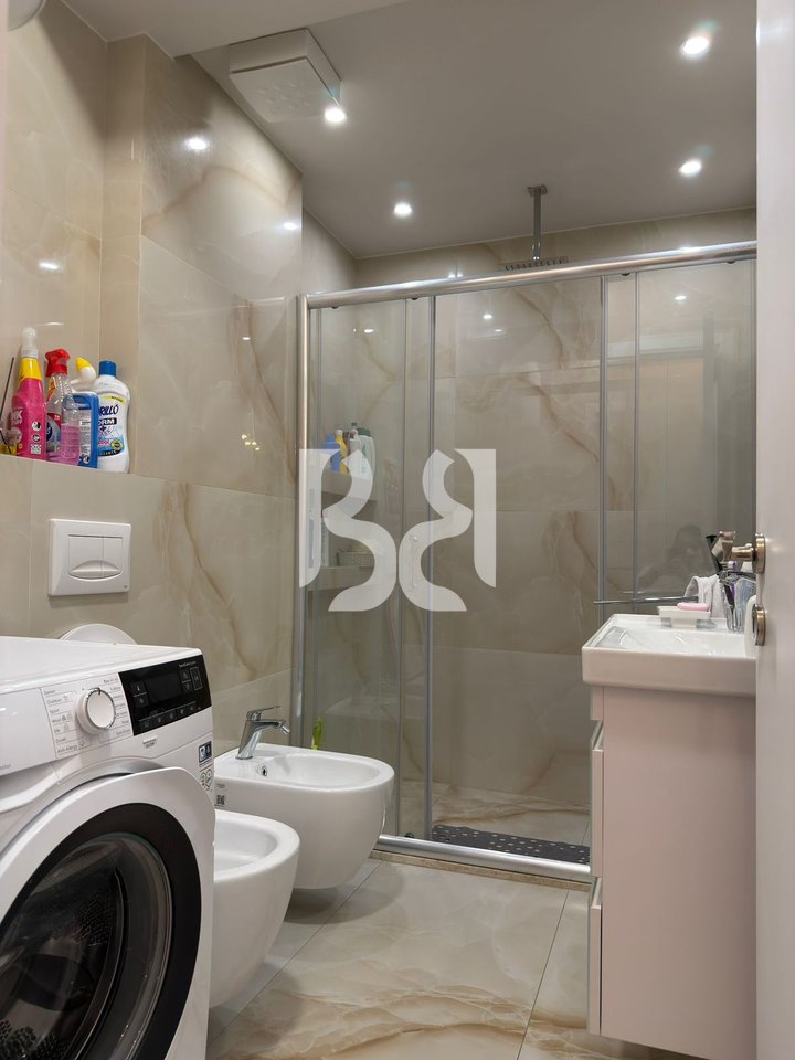 SHITET APARTAMENT 1+1 TEK RRUGA KAVAJËS | 21,600,000 LEKE