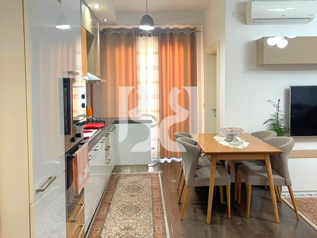 APPARTAMENTO 2+1+BALCONE IN AFFITTO IN VIALE MIGJENI