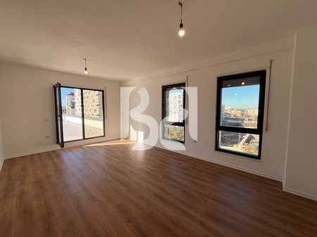 AMBIENTE UFFICIO IN AFFITTO – RESIDENZA ERLI