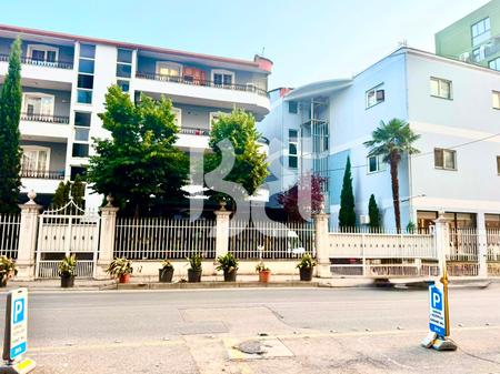 Ambient Biznesi për Qira në Yzberisht, Tiranë | 736 m² | Magazinë, Showroom, Zyra & Aktivitet Tregtar