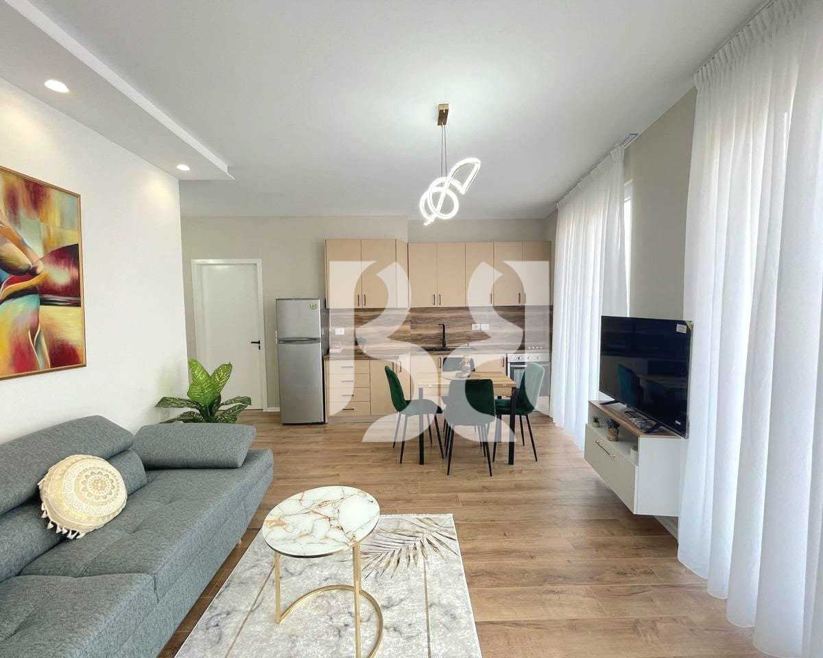 APARTMENT FOR RENT 2+1 NEAR "SAMI FRASHËRI" HIGH SCHOOL, BARRICADES STREET