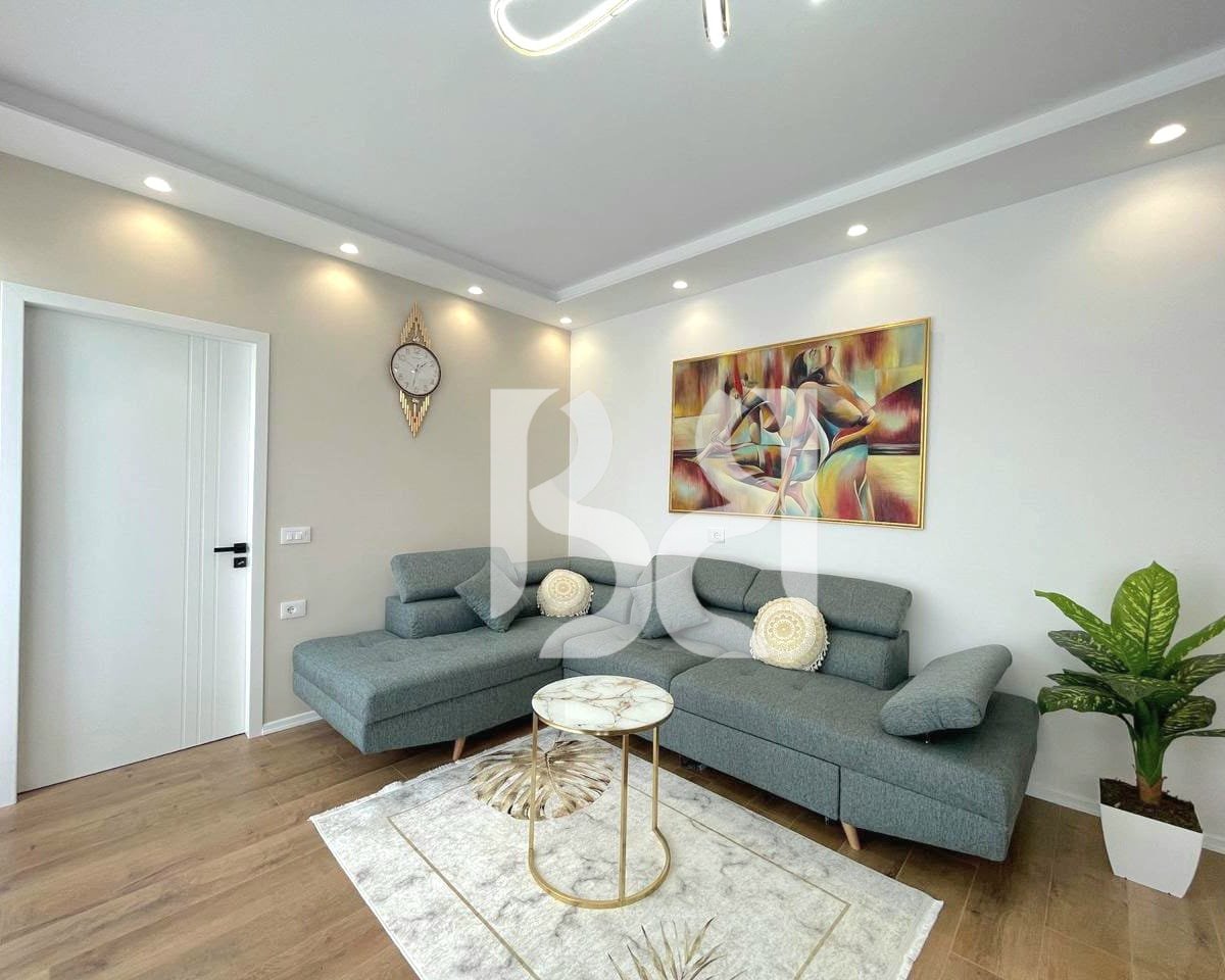 APARTMENT FOR RENT 2+1 NEAR "SAMI FRASHËRI" HIGH SCHOOL, BARRICADES STREET
