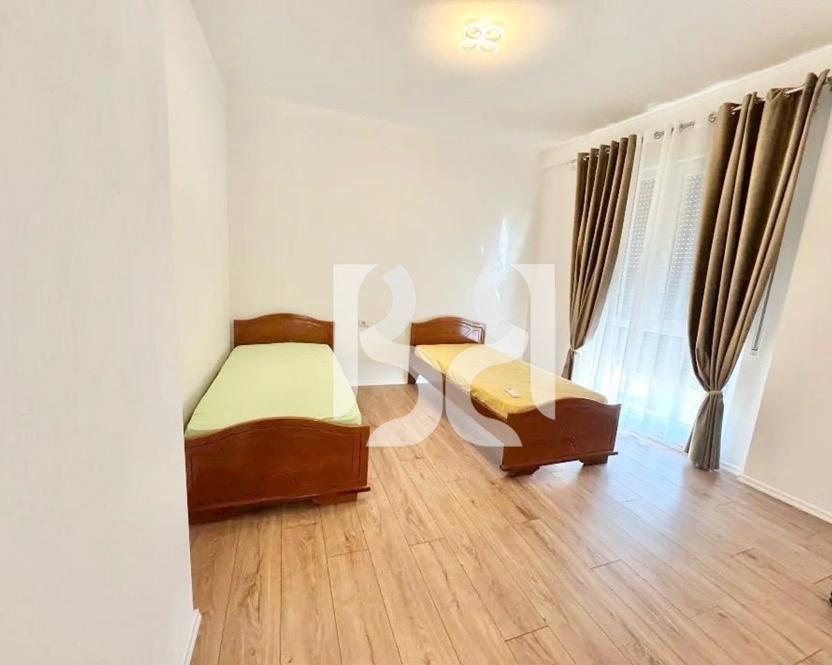 APARTMENT FOR RENT 2+1+PARKING IN PASKUQAN*