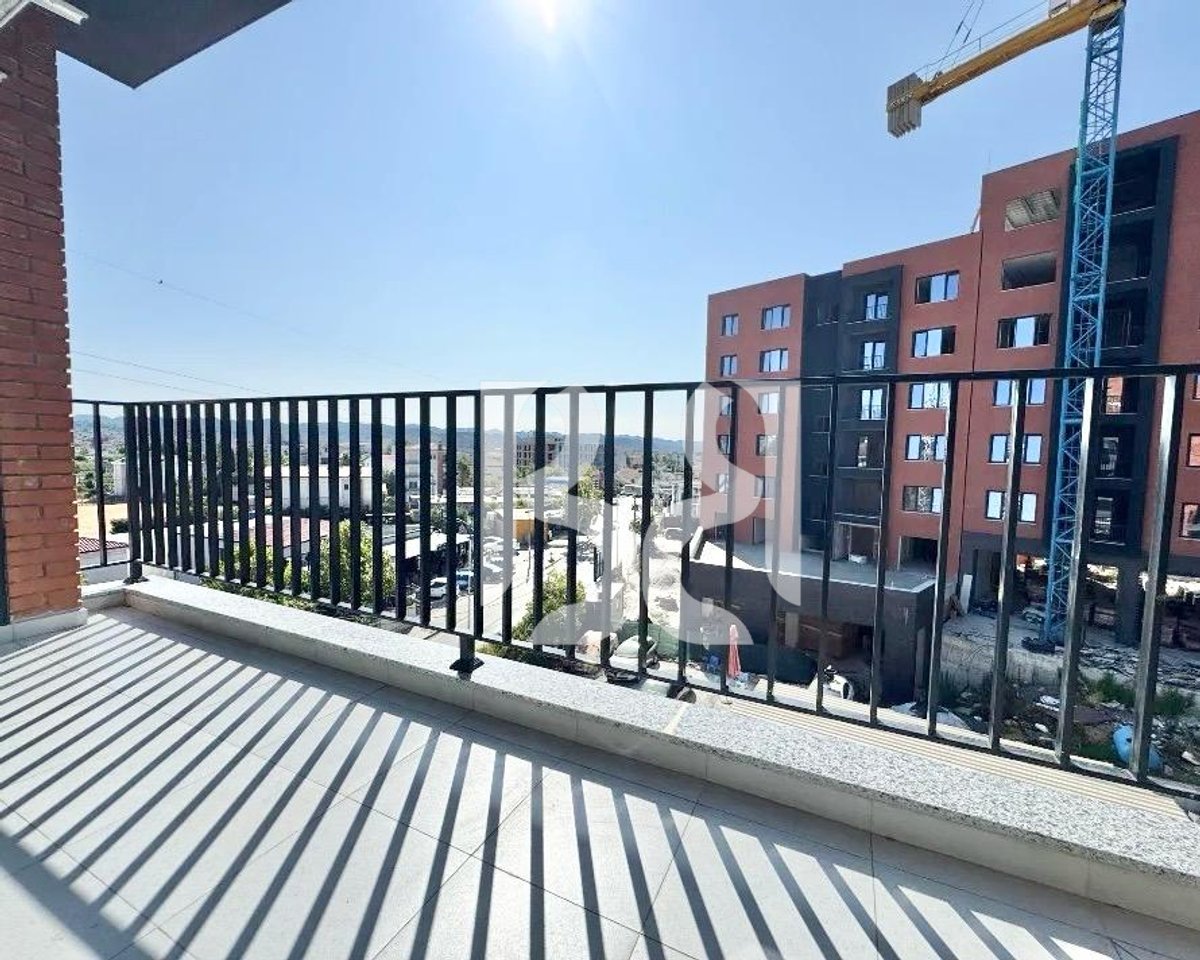 APARTMENT FOR RENT 2+1+PARKING IN PASKUQAN*