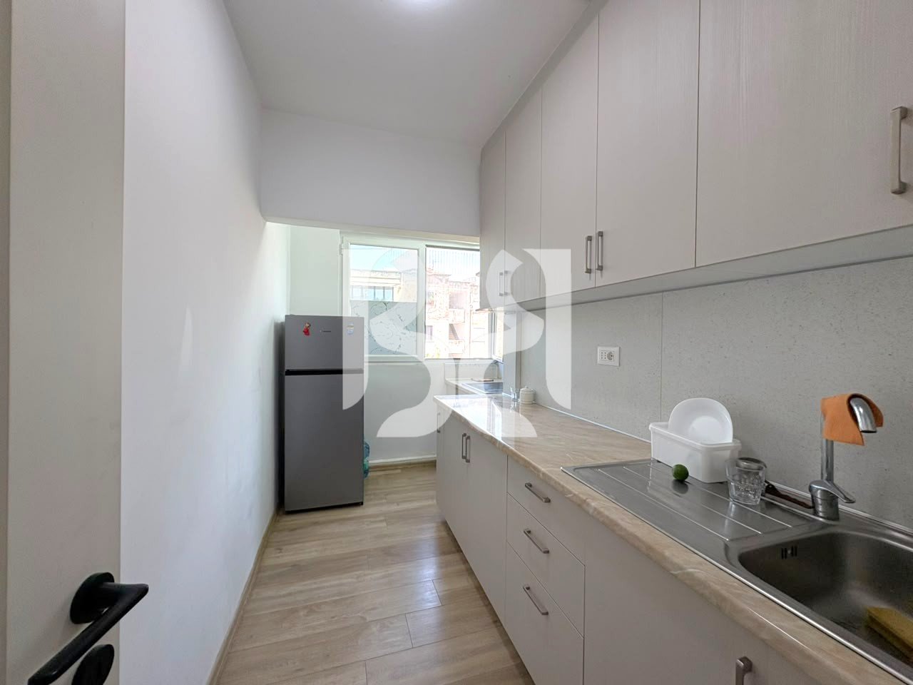APARTAMENT 1+1 NE SHITJE TEK RRUGA IRFAN TOMINI
