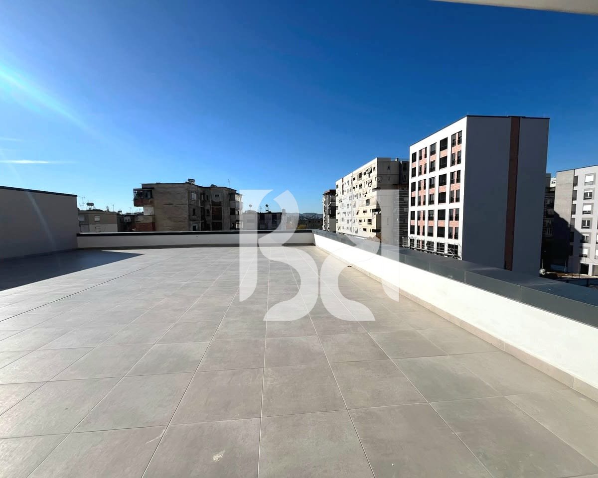 APPARTAMENTO IN AFFITTO 2+1+2 CON VERANDA PRESSO ERLI RESIDENCE