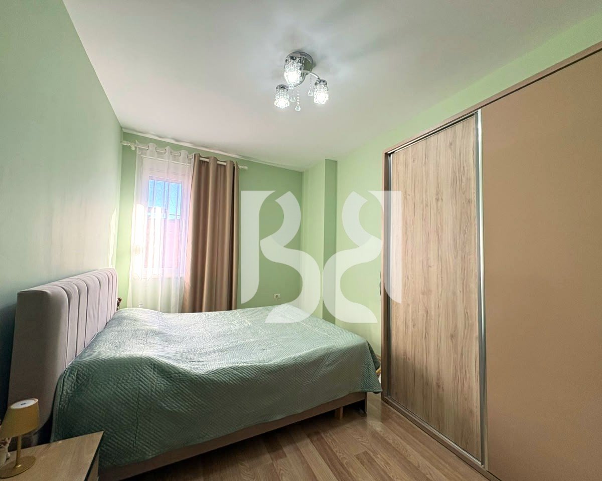 APARTAMENT 1+1 ME QERA PERBALLE TOPTANI CENTER 700 EURO