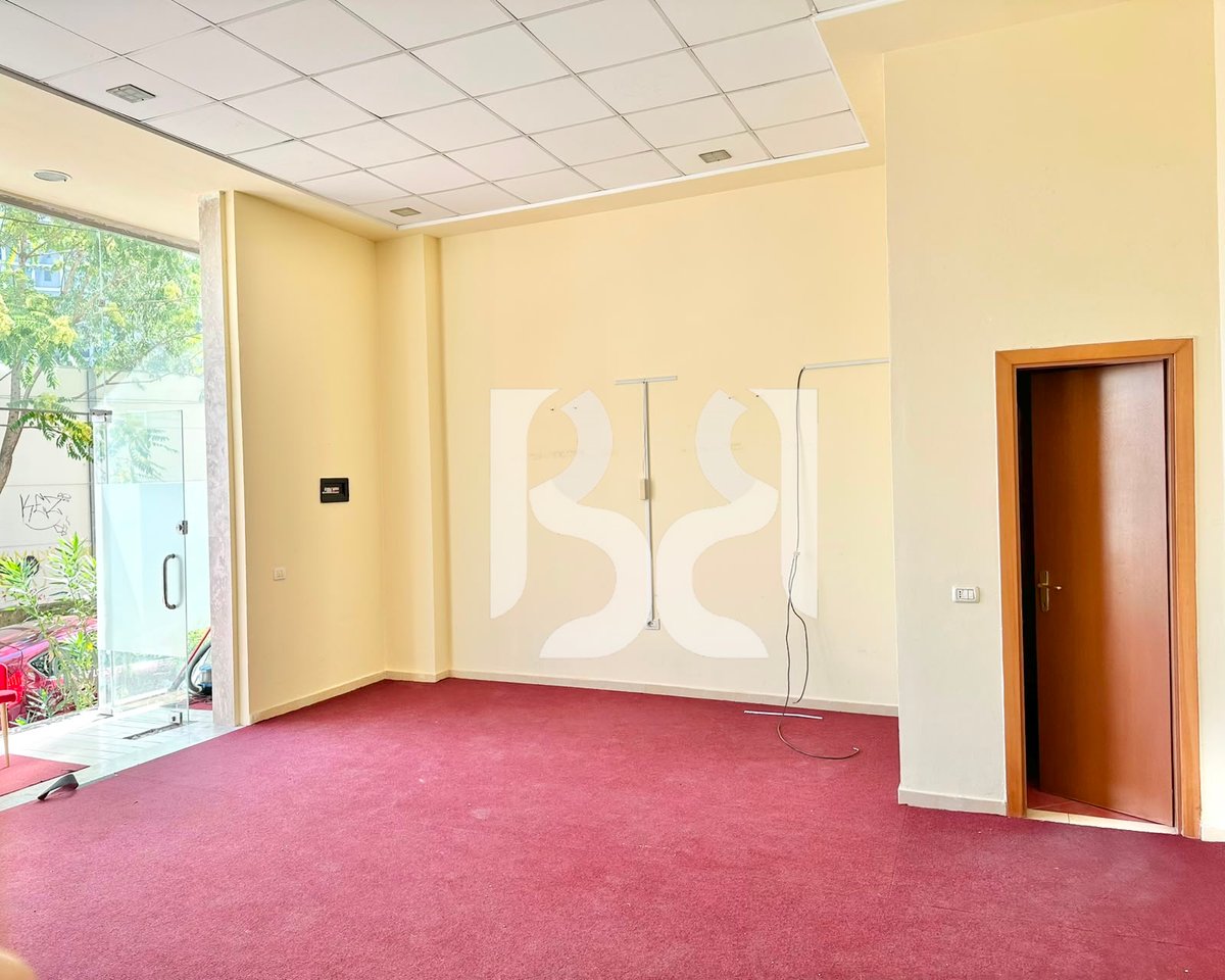 SHOP FOR RENT NEAR THE BOTANICAL GARDEN*