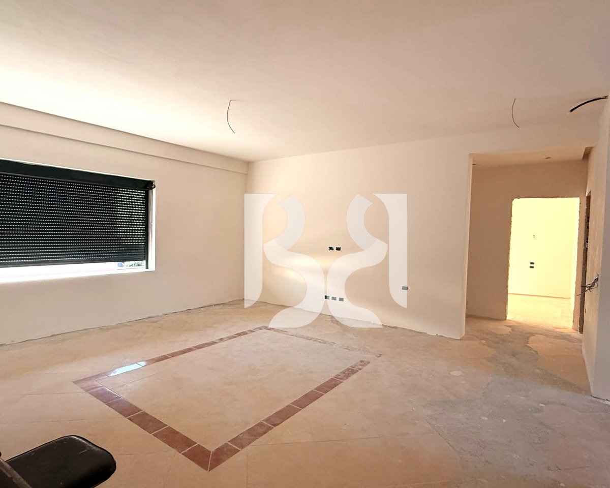 SHITET APARTAMENT 3+1+2 + DEPO/DHOME THARJEJE