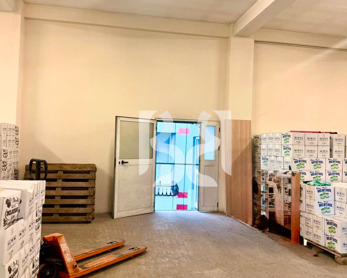 Ambient Biznesi për Qira në Yzberisht, Tiranë | 736 m² | Magazinë, Showroom, Zyra &amp; Aktivitet Tregtar