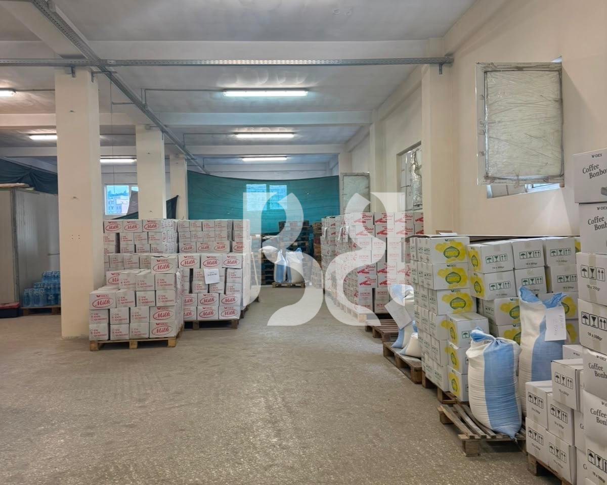 Ambient Biznesi për Qira në Yzberisht, Tiranë | 736 m² | Magazinë, Showroom, Zyra &amp; Aktivitet Tregtar
