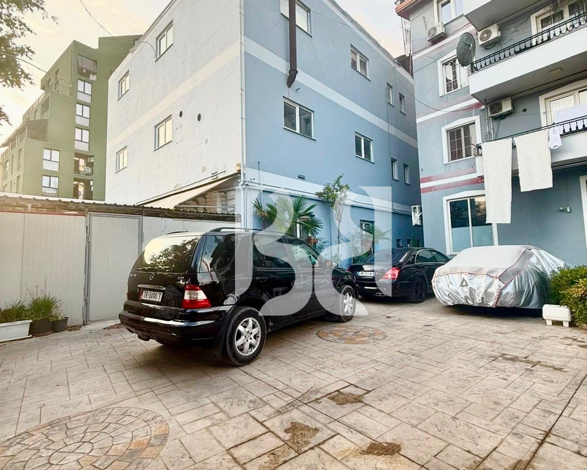 Ambient Biznesi për Qira në Yzberisht, Tiranë | 736 m² | Magazinë, Showroom, Zyra &amp; Aktivitet Tregtar