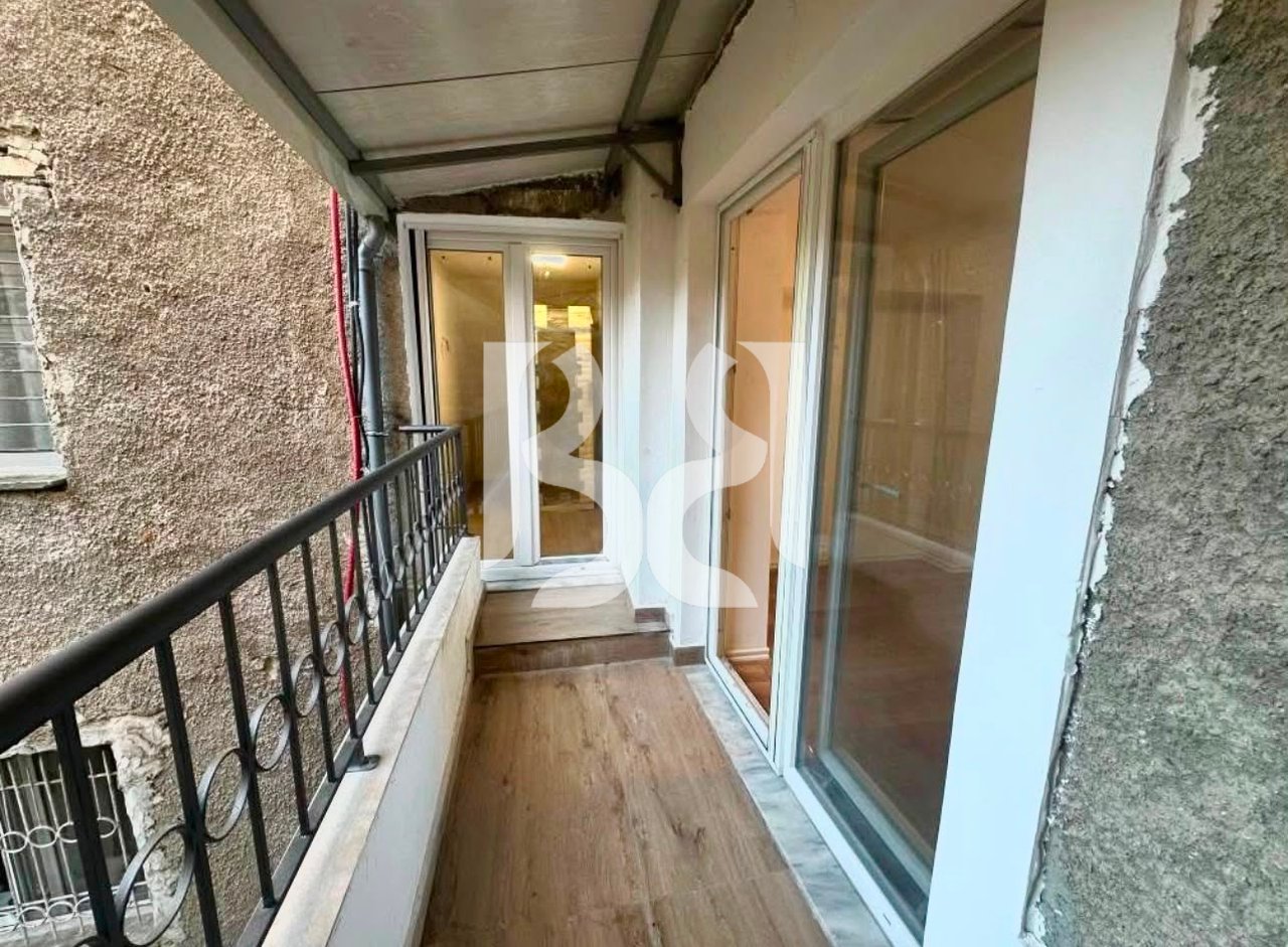 Locale per Uffici o Clinica in Affitto vicino al Nuovo Maternità, Tirana | 78 m² | Piano 1 | Rinnovato
