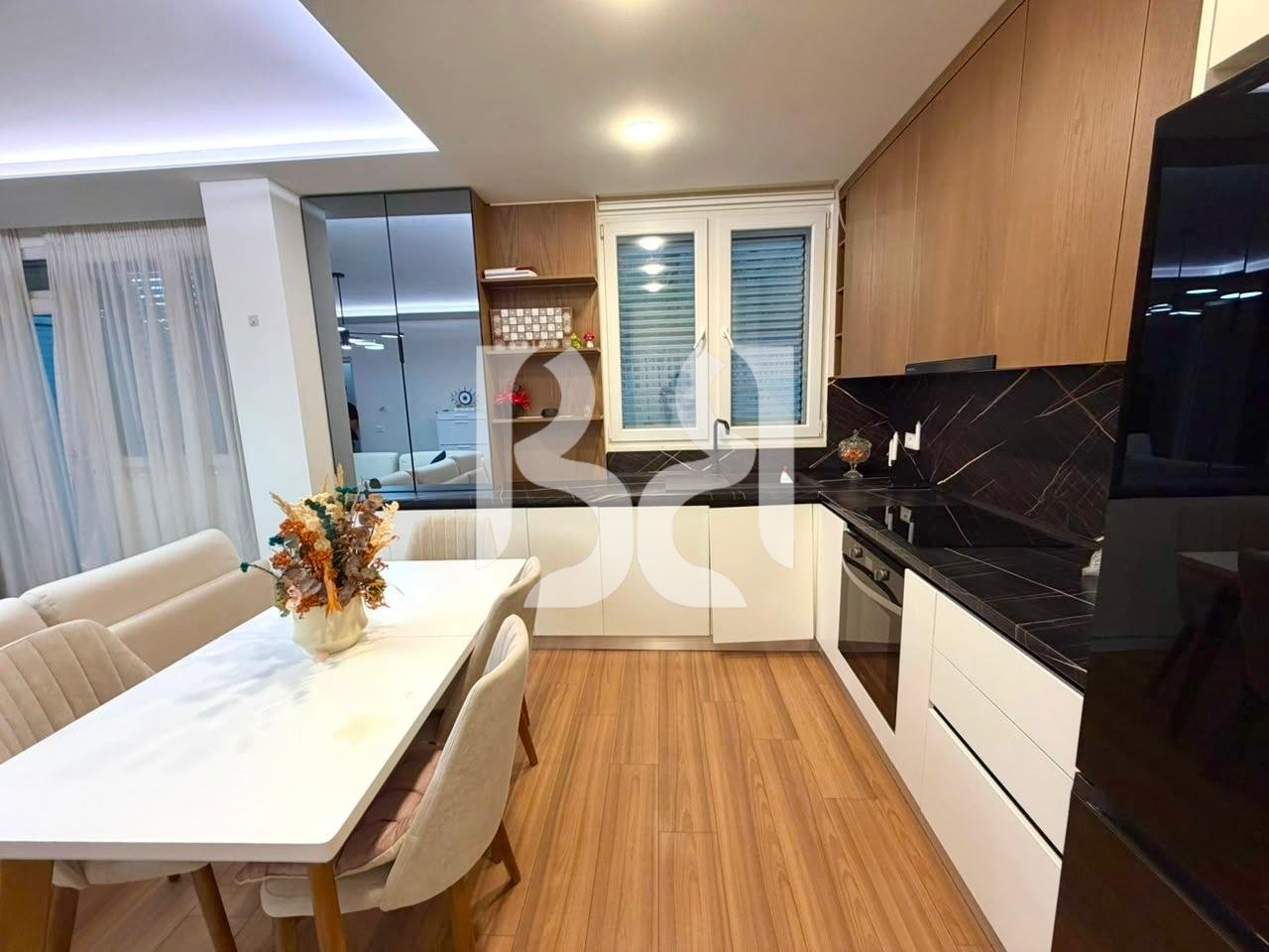 Appartamento 2+1+2 in Affitto al Lago Secco, Tirana | 90 m² + Veranda | Con Posto Auto Opzionale