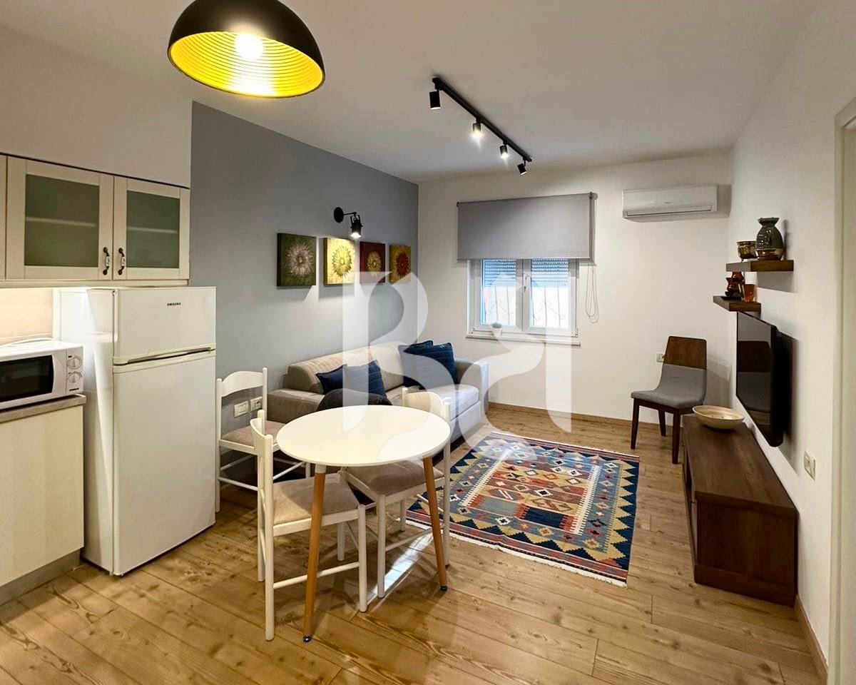 Appartamento 1+1 in Affitto in Via Elbasan, Tirana | 77 m² | Arredato | 1° Piano