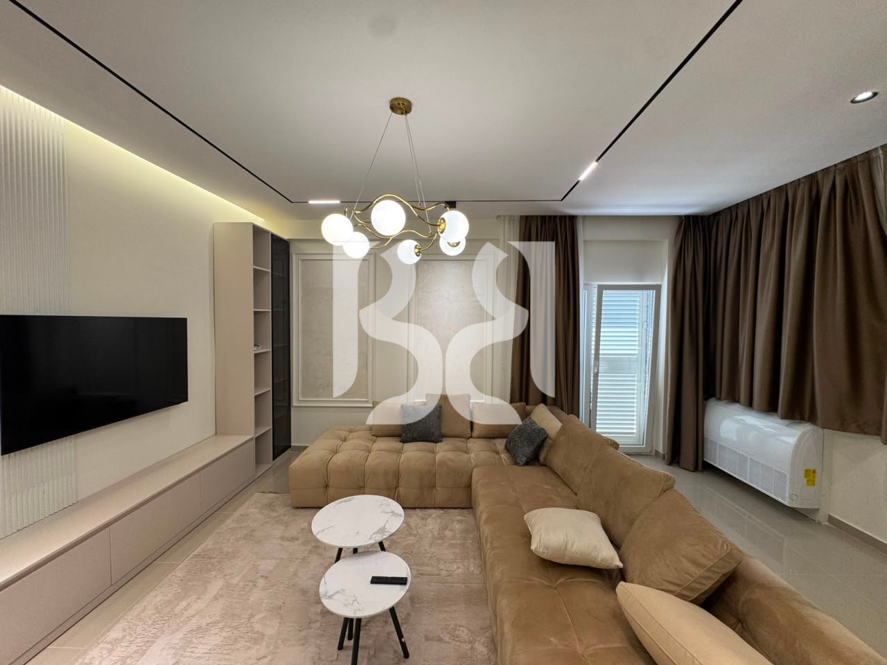APARTAMENT ME QERA 2+1+2 TUALETE, FARKE 1000 EURO