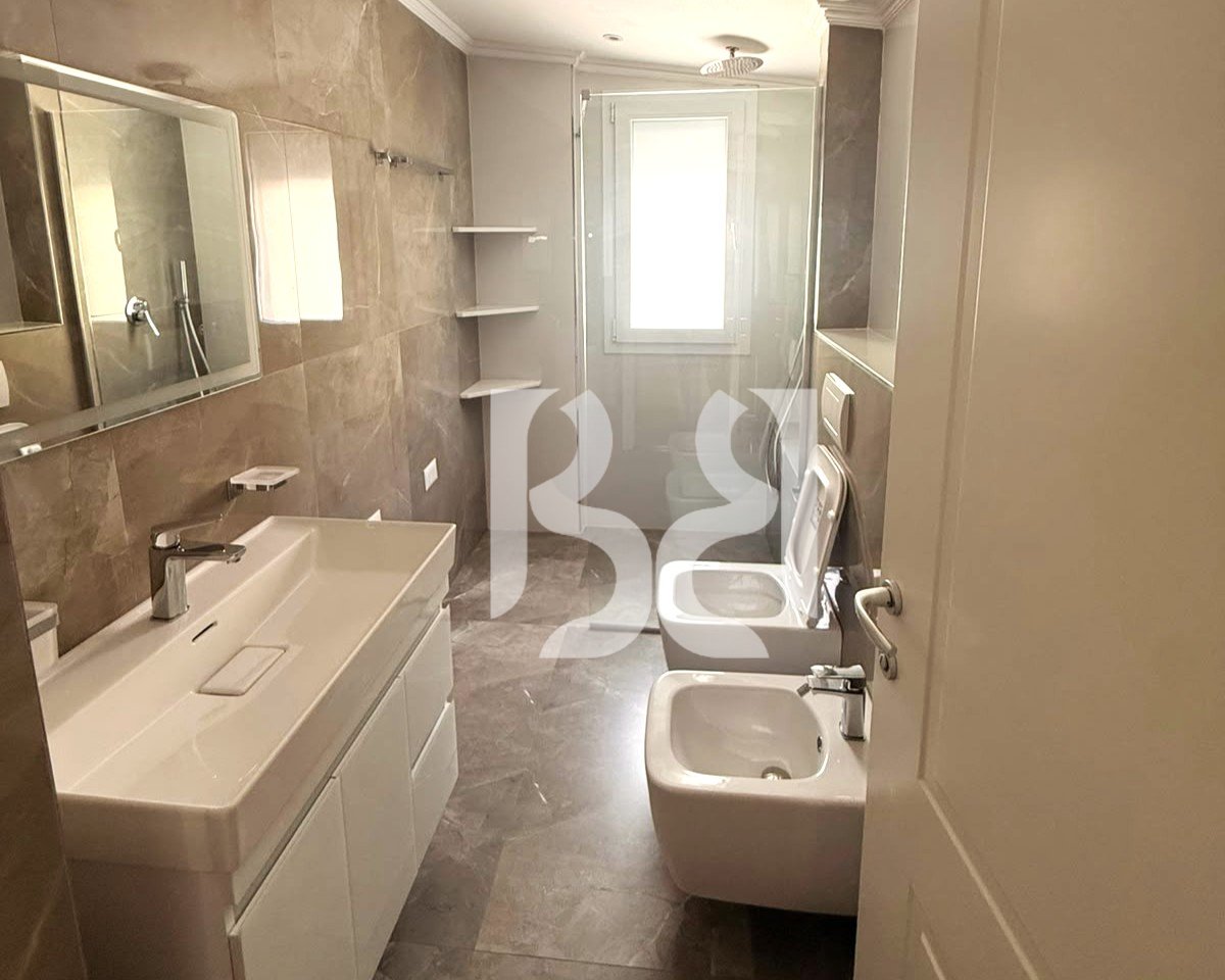 SHITET DUPLEX 4+1+3, LIQENI I THATE 420,000 EURO