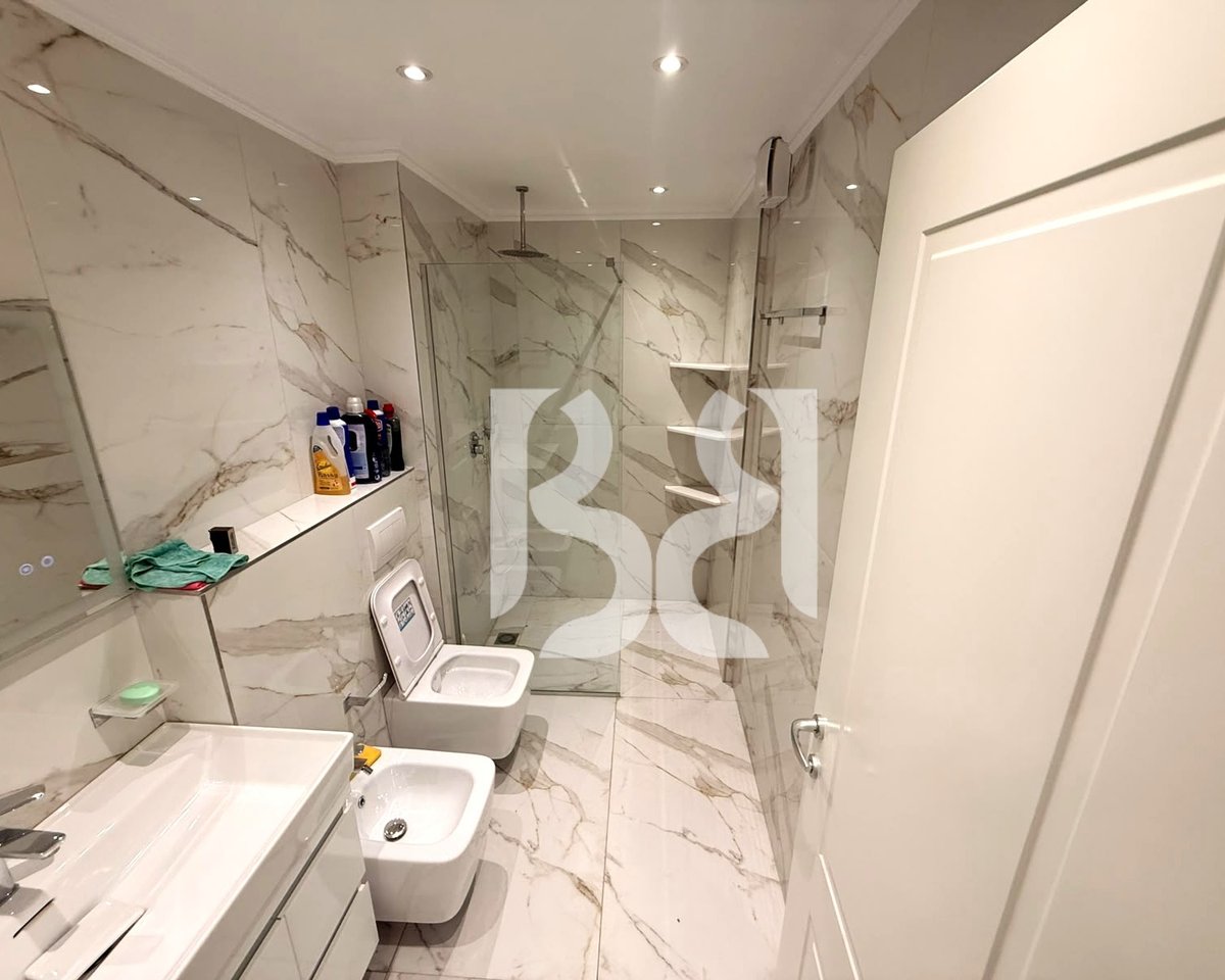 SHITET DUPLEX 4+1+3, LIQENI I THATE 420,000 EURO