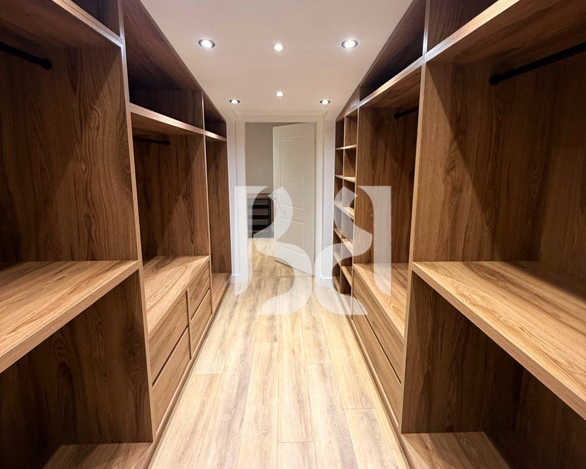 SHITET DUPLEX 4+1+3, LIQENI I THATE 420,000 EURO