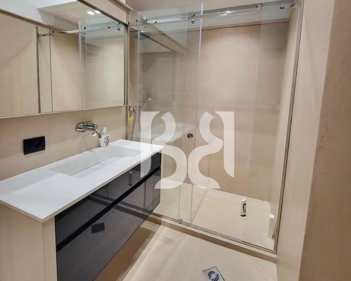 Duplex 3+1+2 me Qira pranë Kodrës së Diellit | 180 m² | Me Post Parkimi