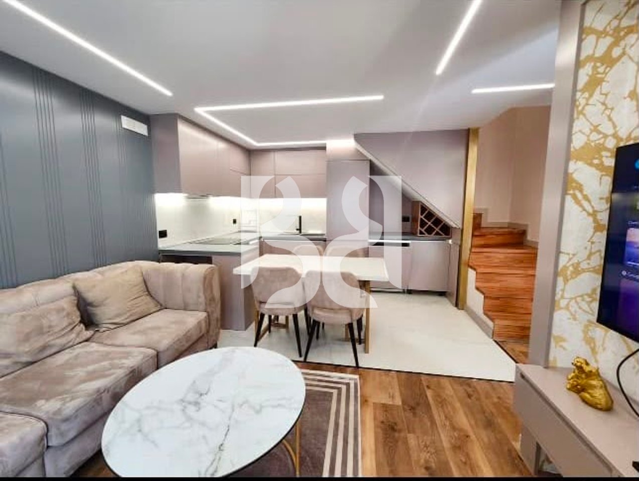 Duplex 2+1+2 in Affitto al Lago Secco | Arredato | 80,000 Lek/Mese