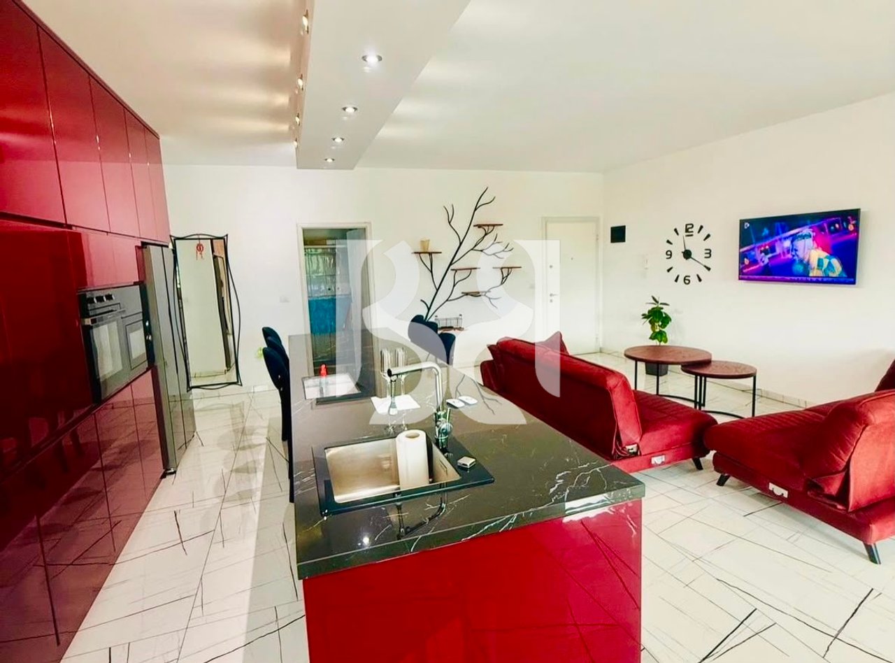 2+1 Apartment for Rent at Dry Lake | 137 m² | Furnished | Lake View