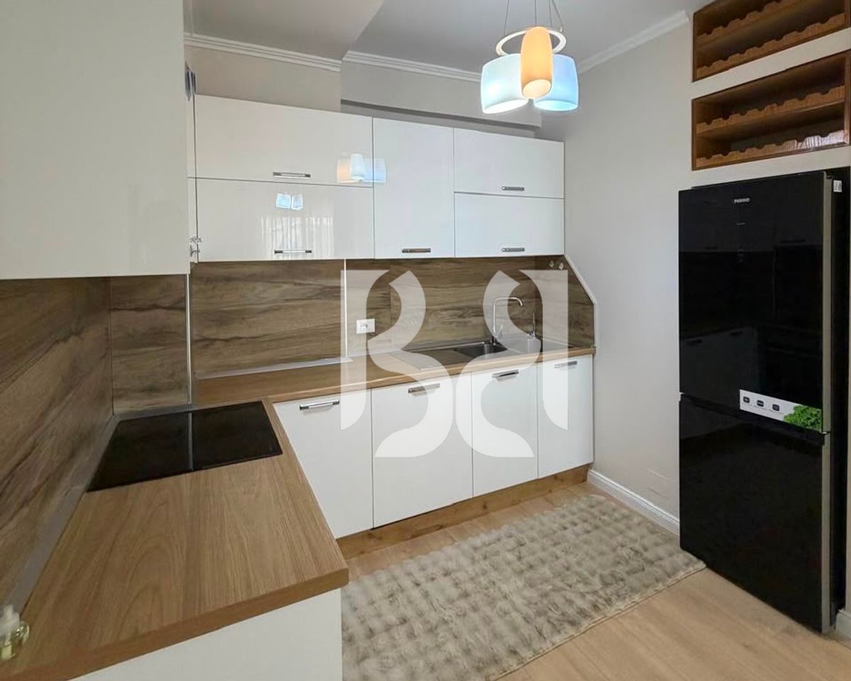 Apartament 1+1 për Shitje te Kompleksi Golden Park | Përballë Spitalit Amerikan 3 | 60 m²