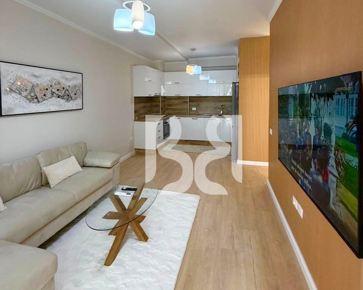 Apartament 1+1 për Shitje te Kompleksi Golden Park | Përballë Spitalit Amerikan 3 | 60 m²