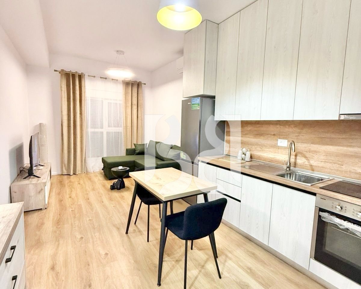 APARTAMENT ME QERA 1+1 TE KOMPLEKSI KADIU