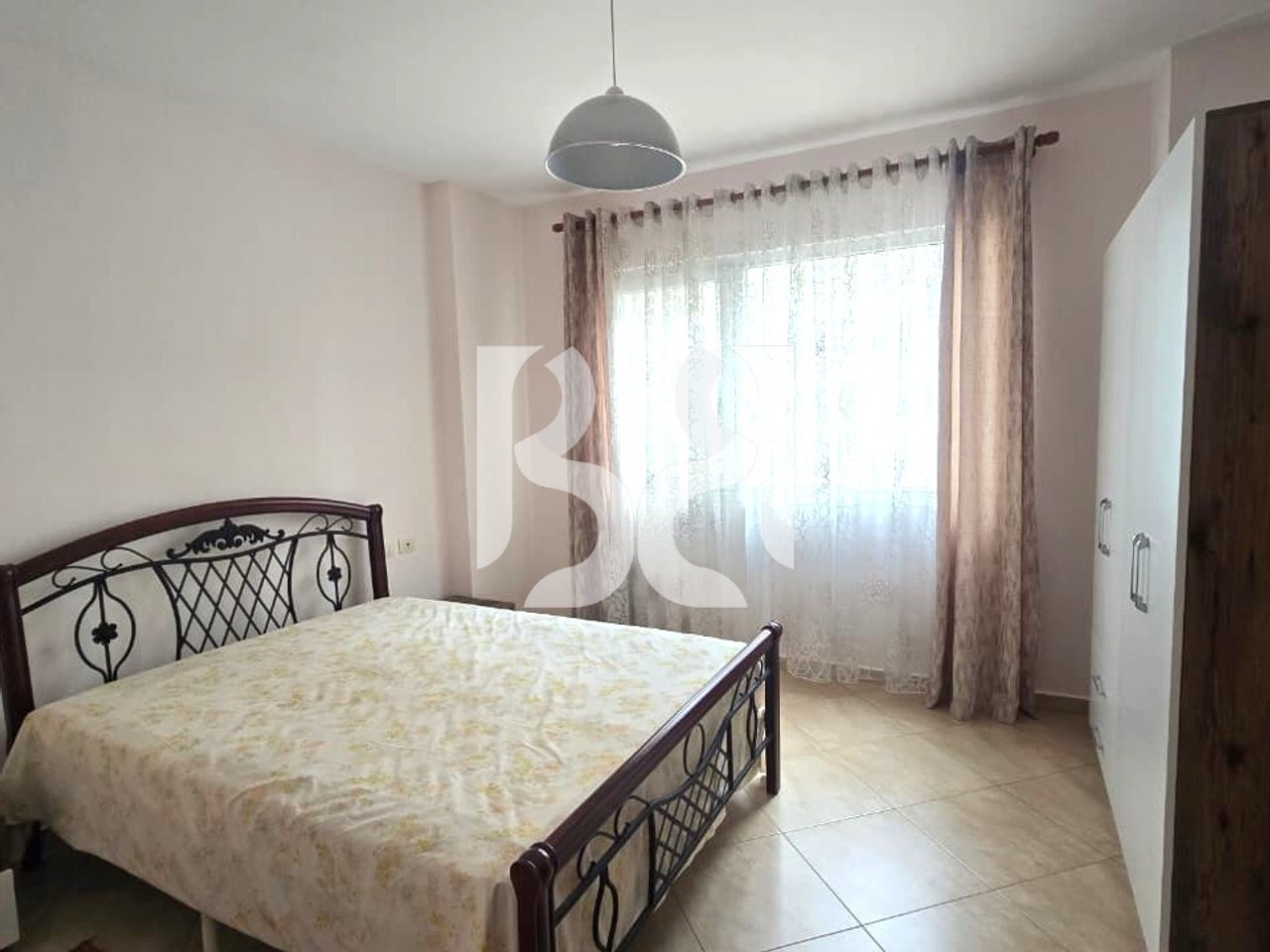 APARTMENT 2+1+2 FOR RENT BEHIND GLOBE CENTER