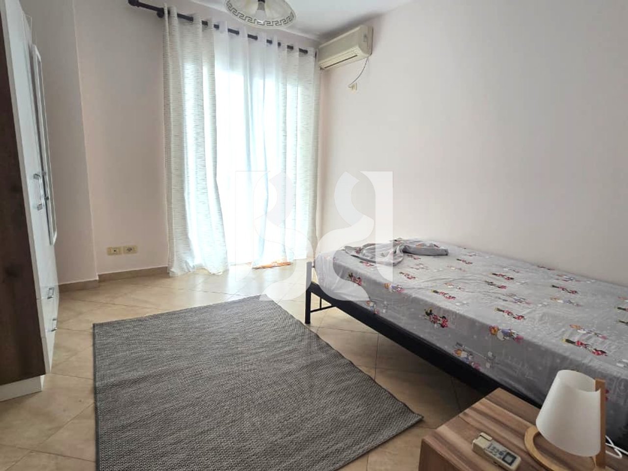 APARTMENT 2+1+2 FOR RENT BEHIND GLOBE CENTER