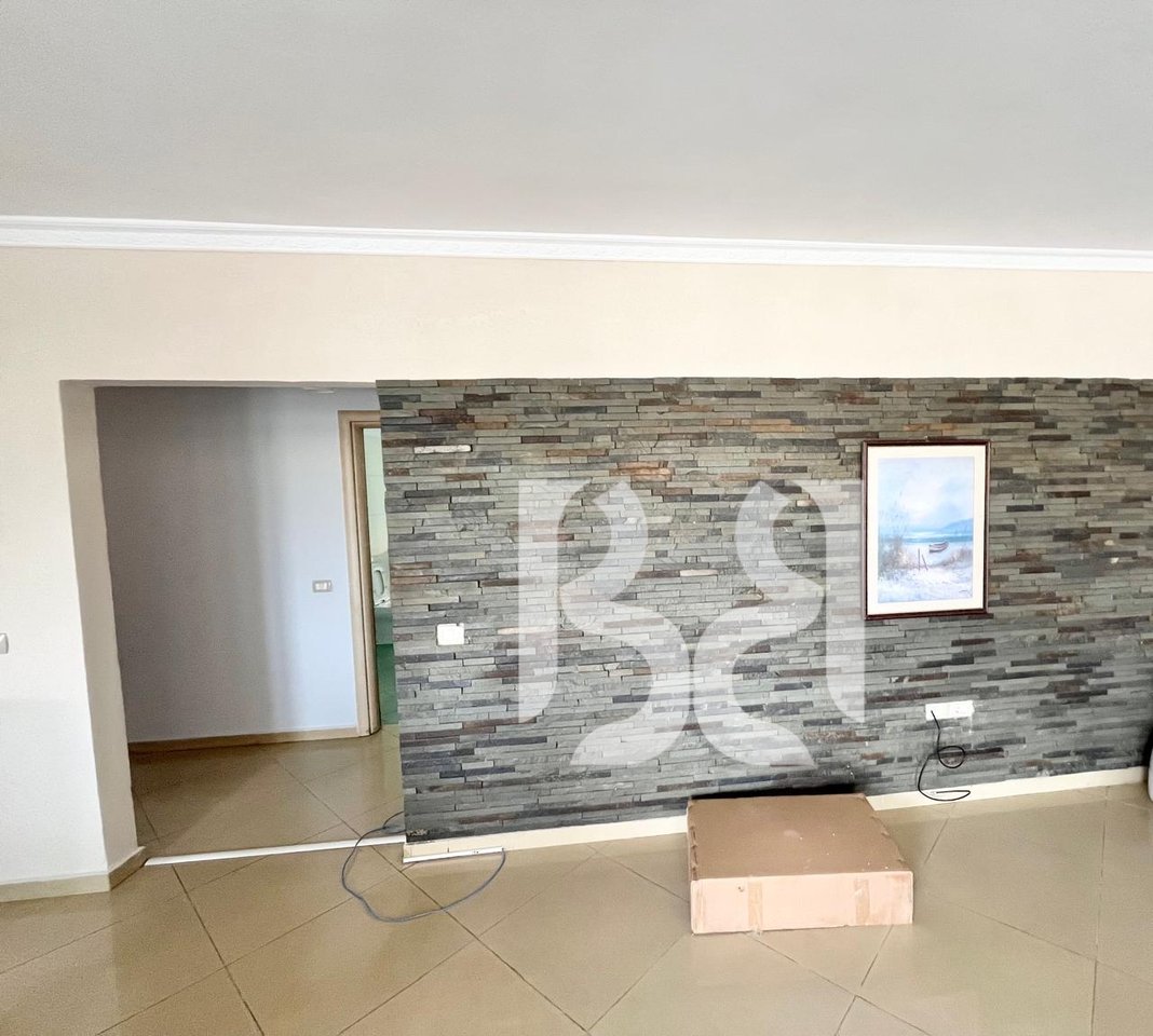 *APPARTAMENTO 3+1+2 BAGNI+1 BALCONE IN AFFITTO, ASTIR VICINO AL BAR OSLO