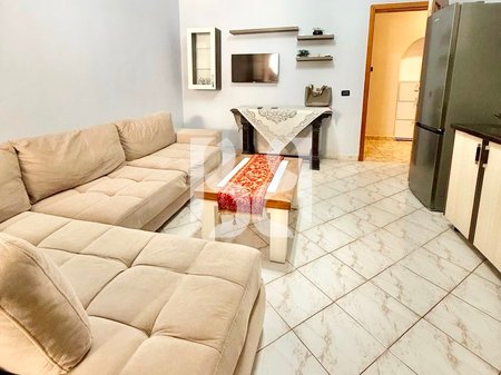 APARTAMENT ME QERA 1+1 TEK SHESHI WILSON