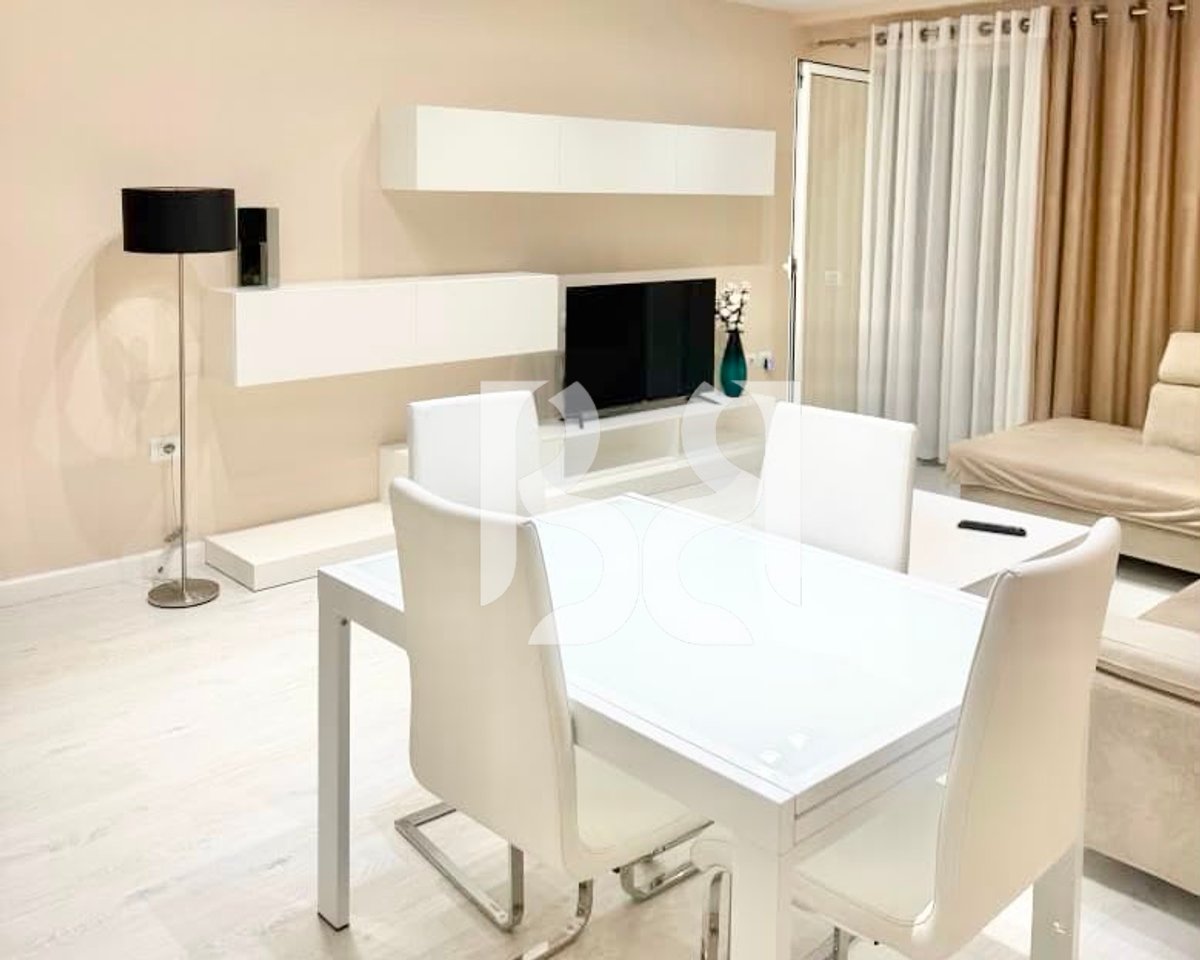 APARTAMENT ME QERA 3+1 TE KODRA E DIELLIT