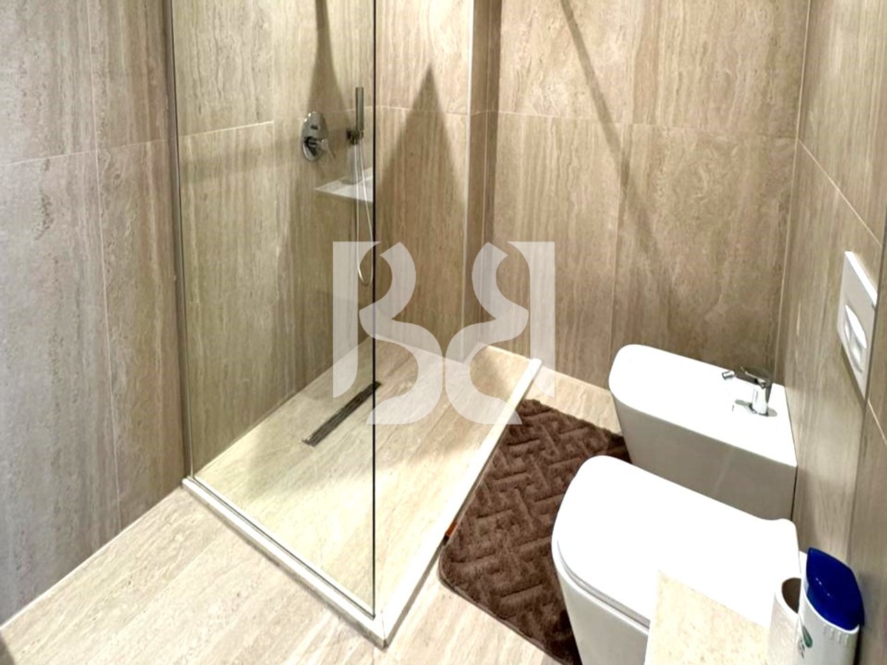 APPARTAMENTO IN AFFITTO 2+1+2 IN RESIDENZA LAKELAND, LAGO DI FARKA TIRANA*