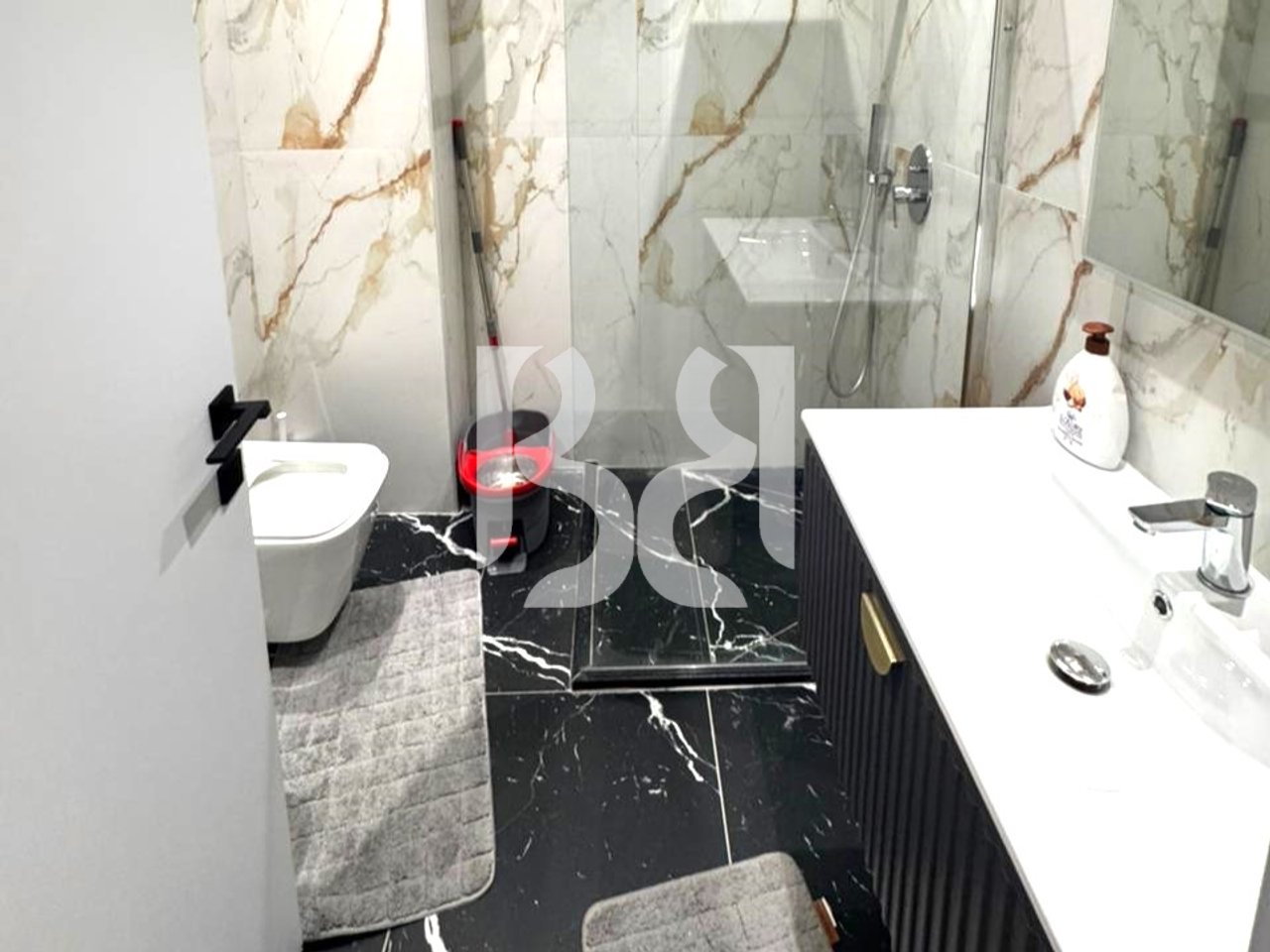 APPARTAMENTO IN AFFITTO 2+1+2 IN RESIDENZA LAKELAND, LAGO DI FARKA TIRANA*