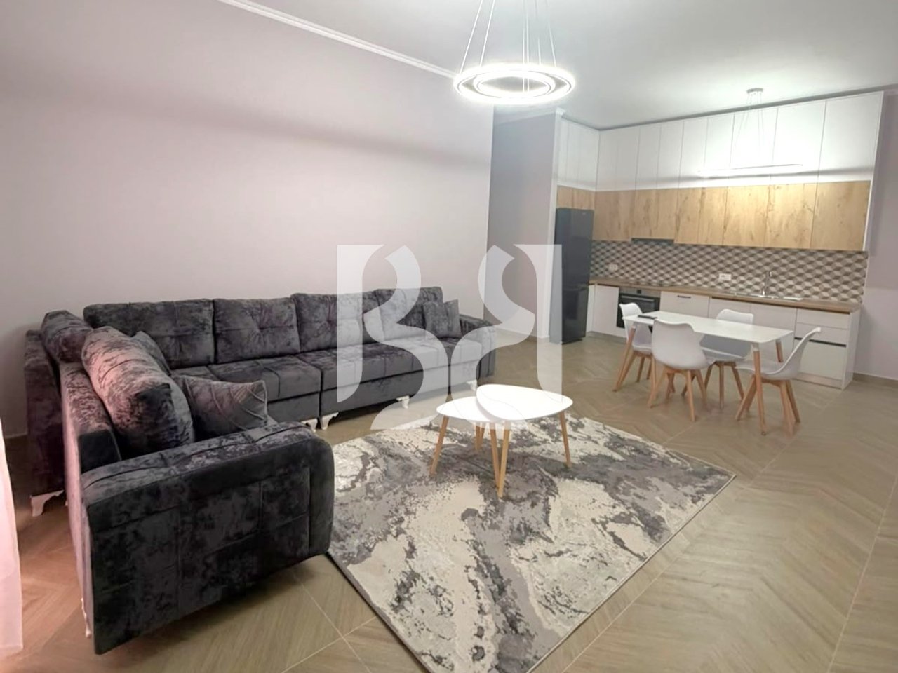 APARTAMENT 1+1+POST PARKIMI ME QIRA NE DELIJORGJ