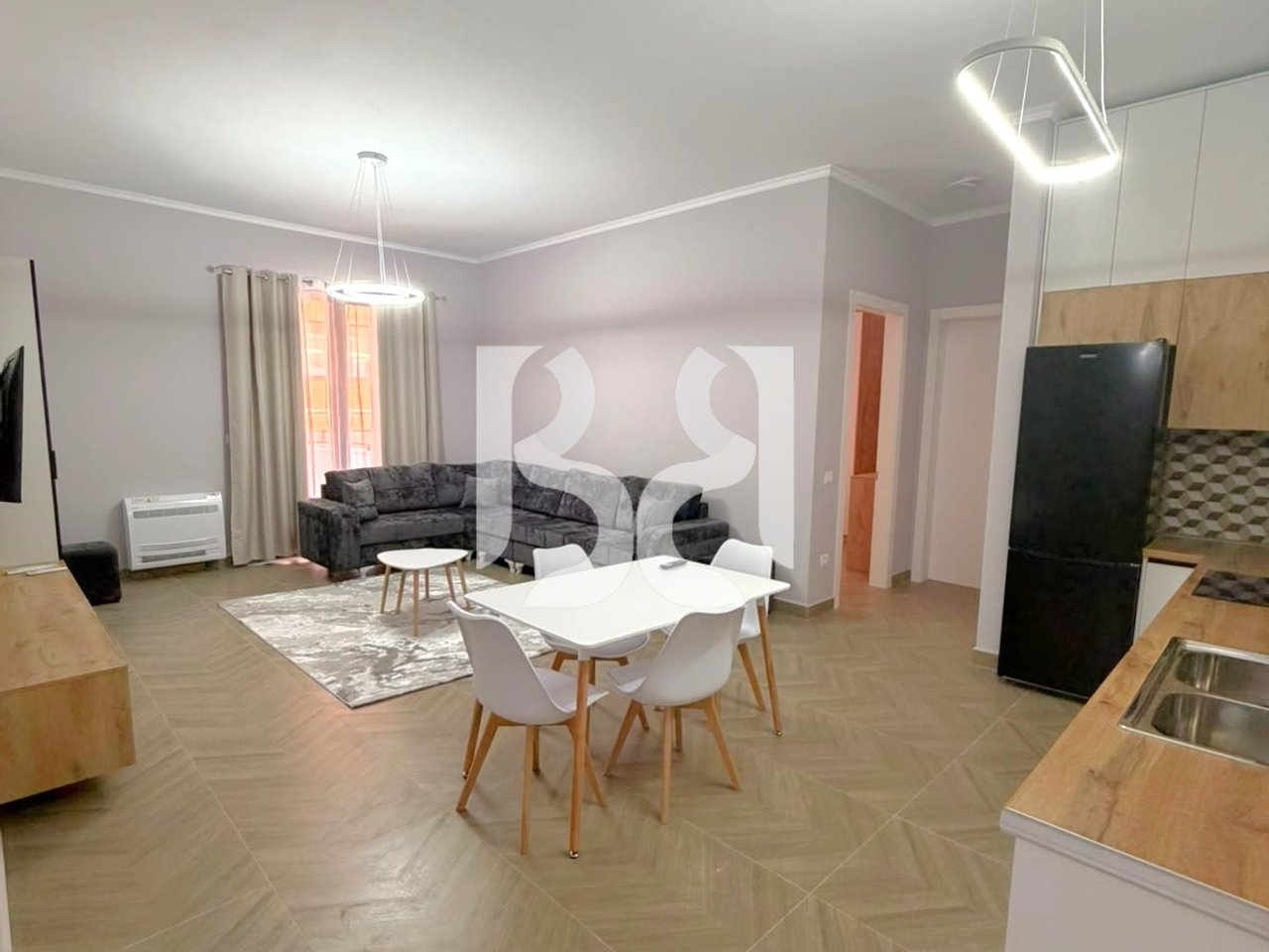 APARTAMENT 1+1+POST PARKIMI ME QIRA NE DELIJORGJ
