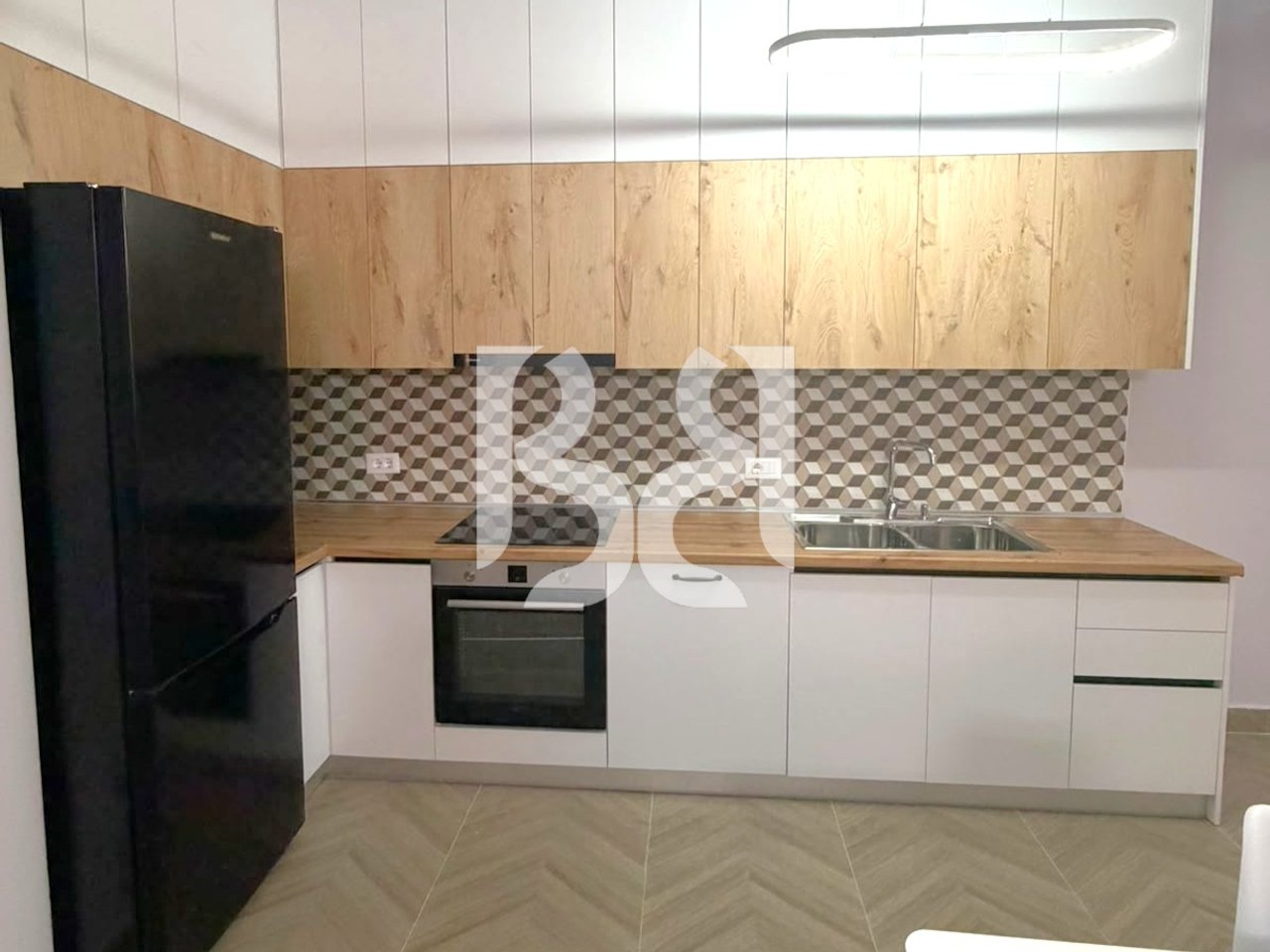 APARTAMENT 1+1+POST PARKIMI ME QIRA NE DELIJORGJ
