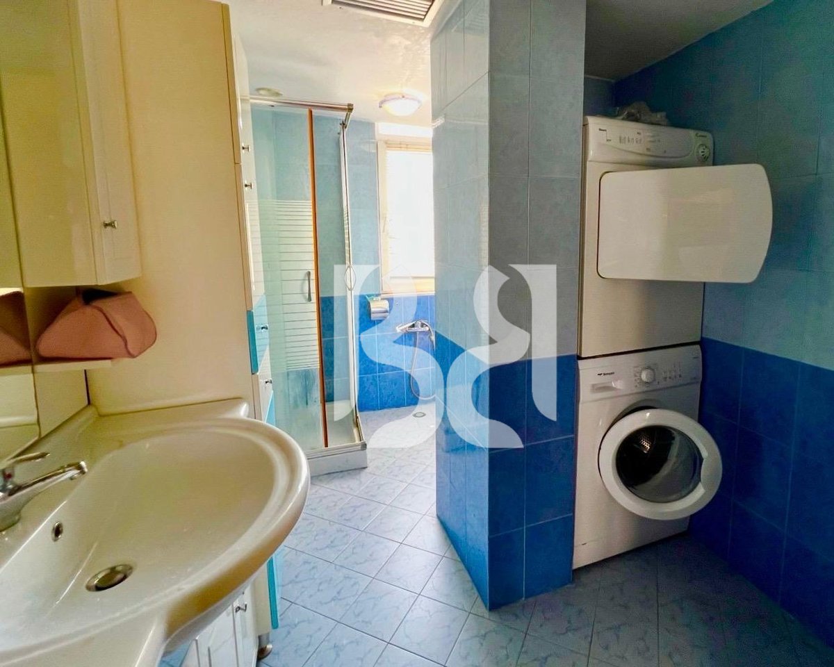 DUPLEKS NE SHITJE 4+1+2 TE KODRA E DIELLIT 1