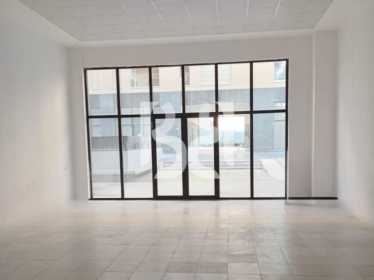 SPAZIO COMMERCIALE IN AFFITTO PRESSO PROFARMA 520€*