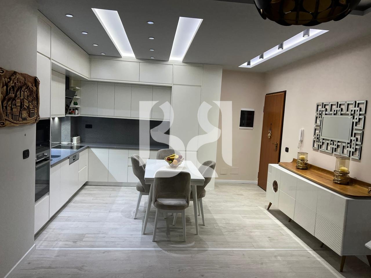 JEPET APARTAMENT 2+1+2 |900 Euro| LIQENI I THATE,TIRANE!